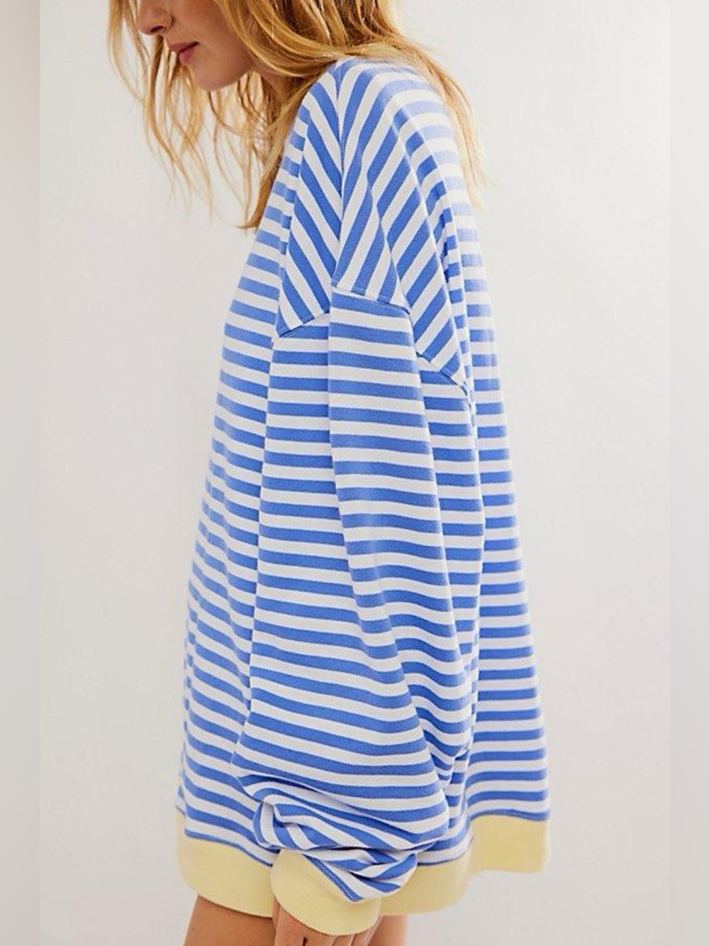 We The Free Classic Striped Oversized Crewneck -  Size Medium - EUC 💙💛